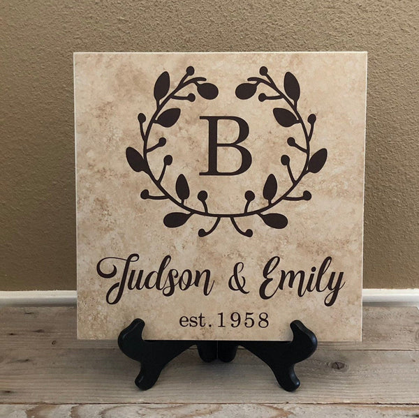 12x12 Letter in Wreath First Names Personalized Tile